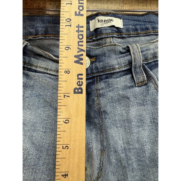 Kensie Stretch Denim Bermuda Shorts Size 4 Light Wash - Picture 5 of 9